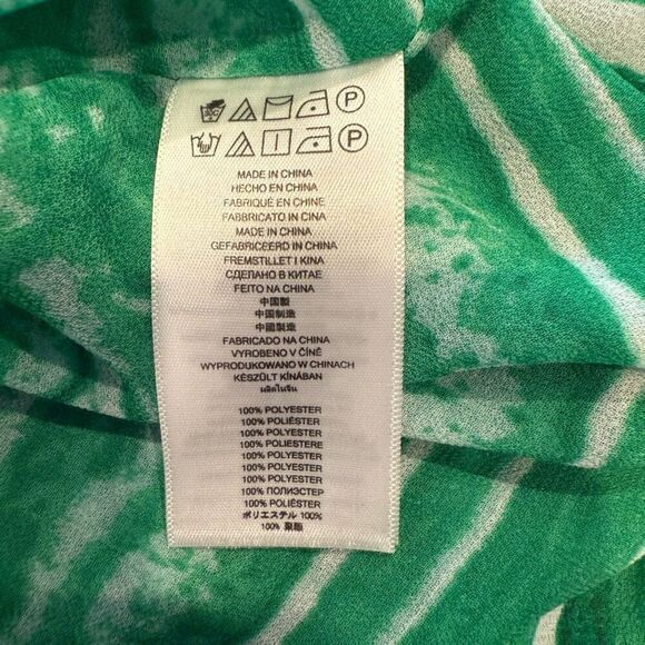 Michael Kors Green and White Flowy Top- Size S/M - Picture 8 of 10